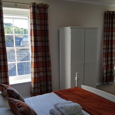 Central Bar Guesthouse Cushendall Exteriör bild